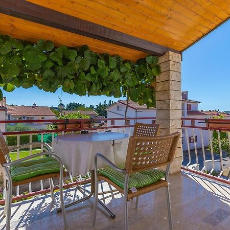Ruzica Apartment Porec Exterior photo